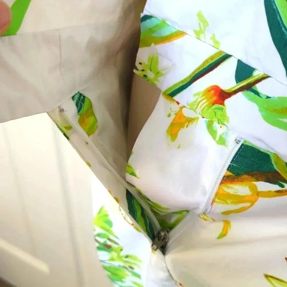 A|X Armani Exchange Floral Romper - Picture 8 of 9